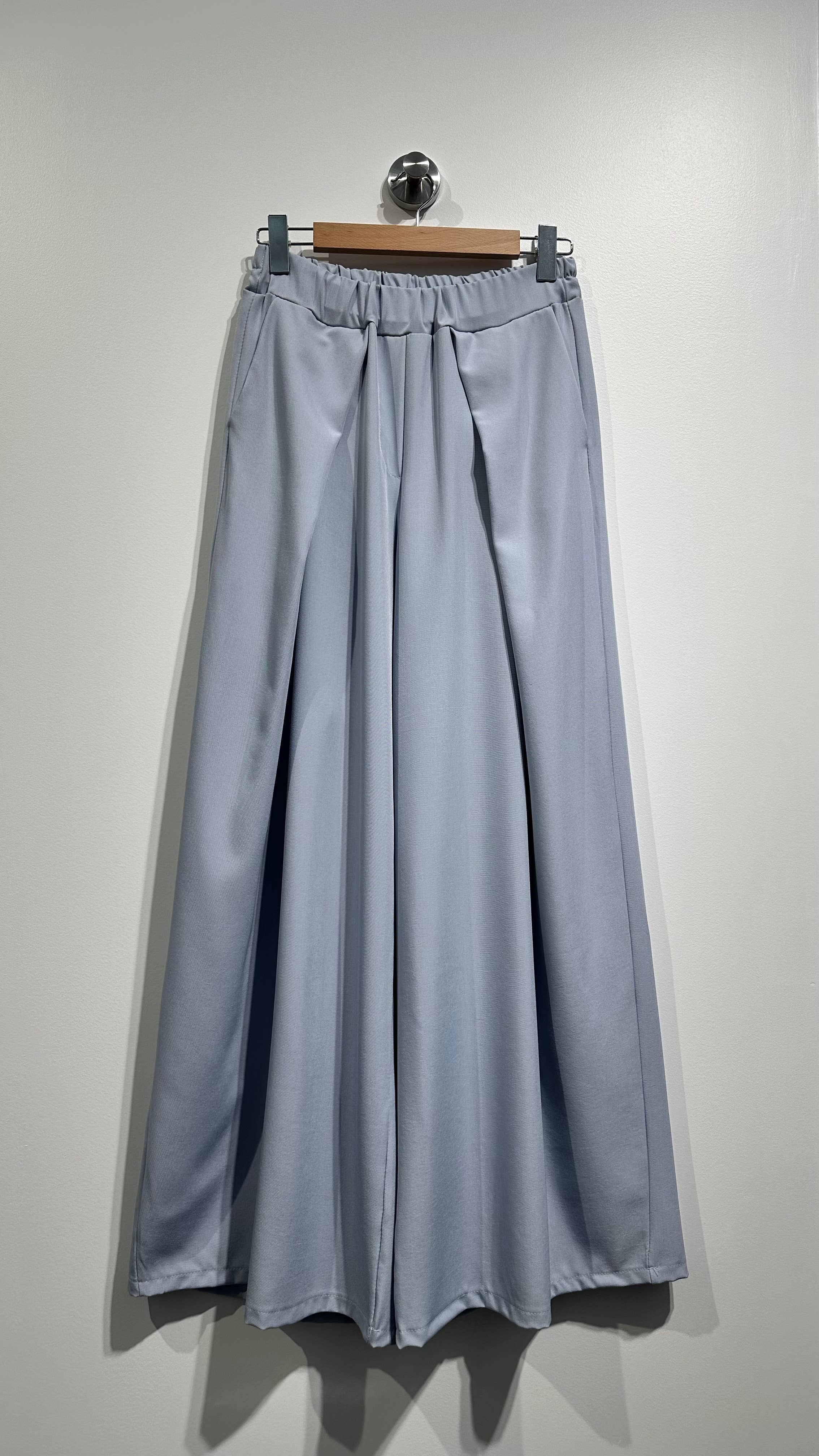 Claire Wijde Broek – Bleu Ciel
